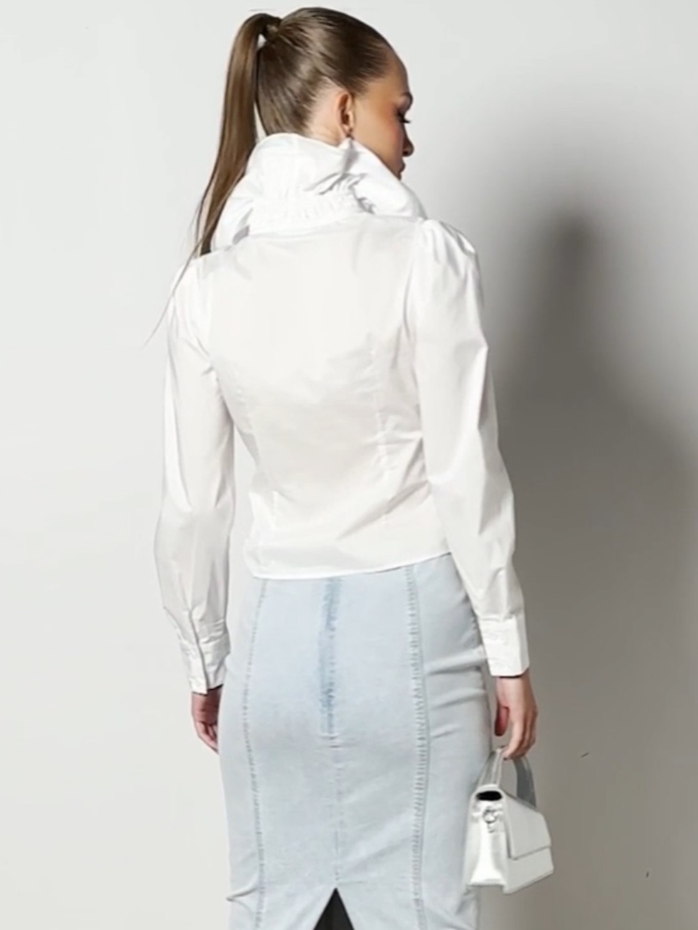 AKIRA Calista Statement Ruffle Collar Button Down Blouse White NWT Size S - Picture 11 of 15